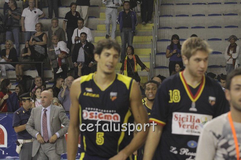 121014 basket 228_tn.jpg